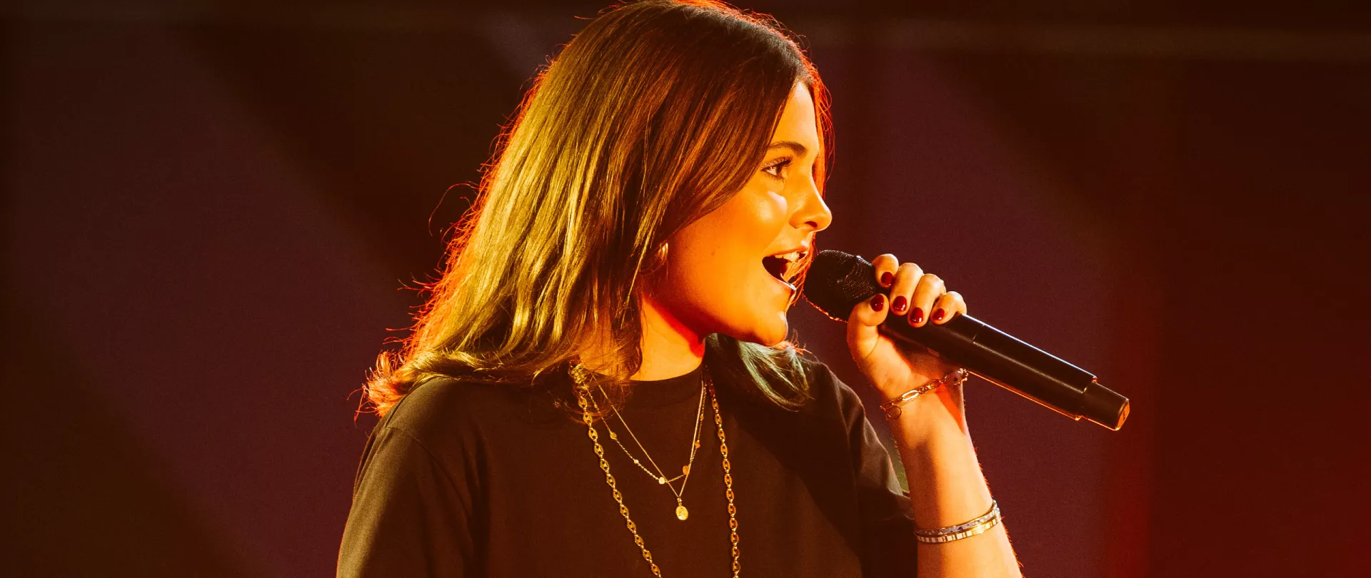 Noémie étudiante en marketing qui chante à The Voice