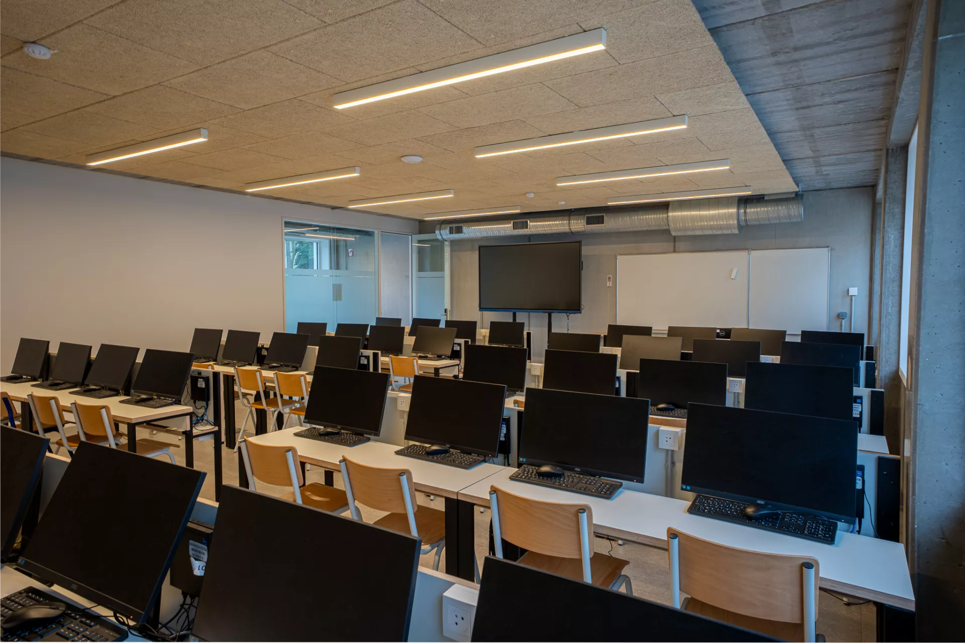 Salle informatique du campus Galileo