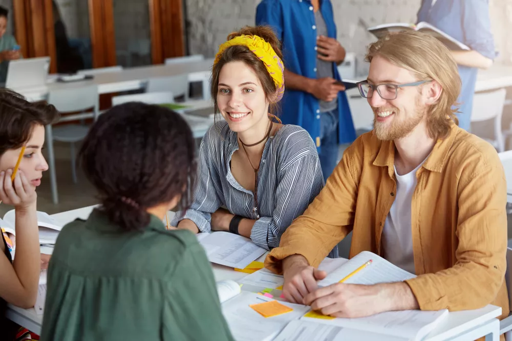 Master en Enseignement Section 3 - [Français et Éducation Culturelle et Artistique (ECA)]